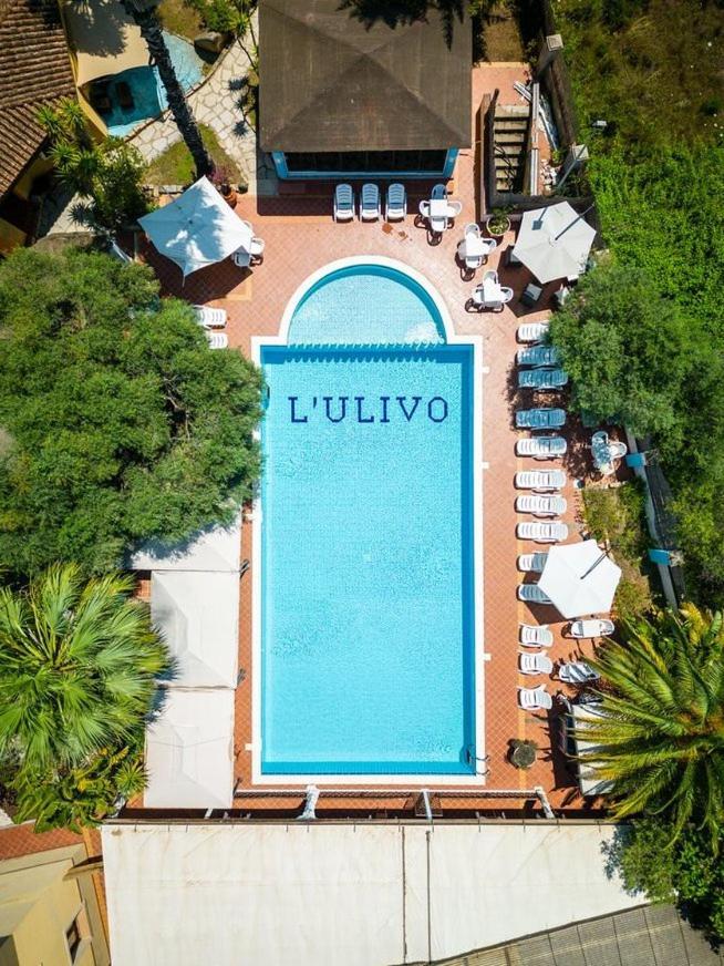 Hotel L'Ulivo Girasole Eksteriør billede
