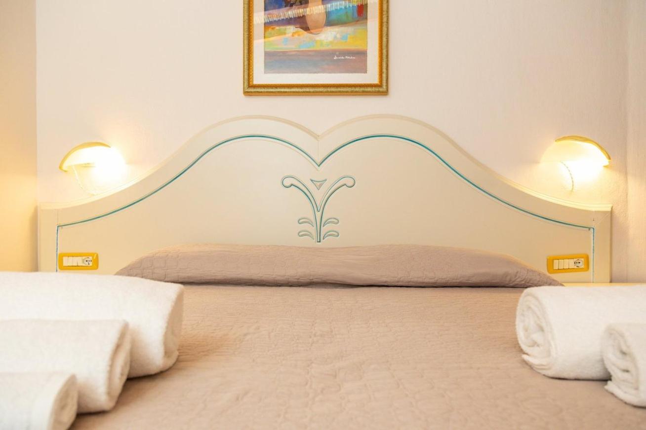 Hotel L'Ulivo Girasole Eksteriør billede
